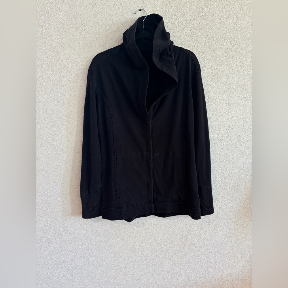 The North Face snap closure hooded sweater women’s size medium